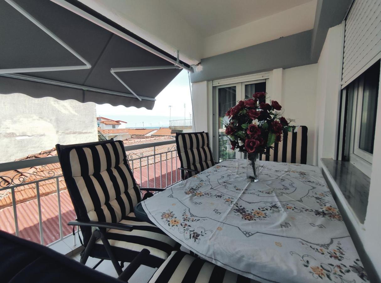 Seaside Apartments Nea Iraklia Exterior foto